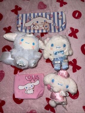 Sanrio Cinnamoroll Plush keychain and pouch bundle